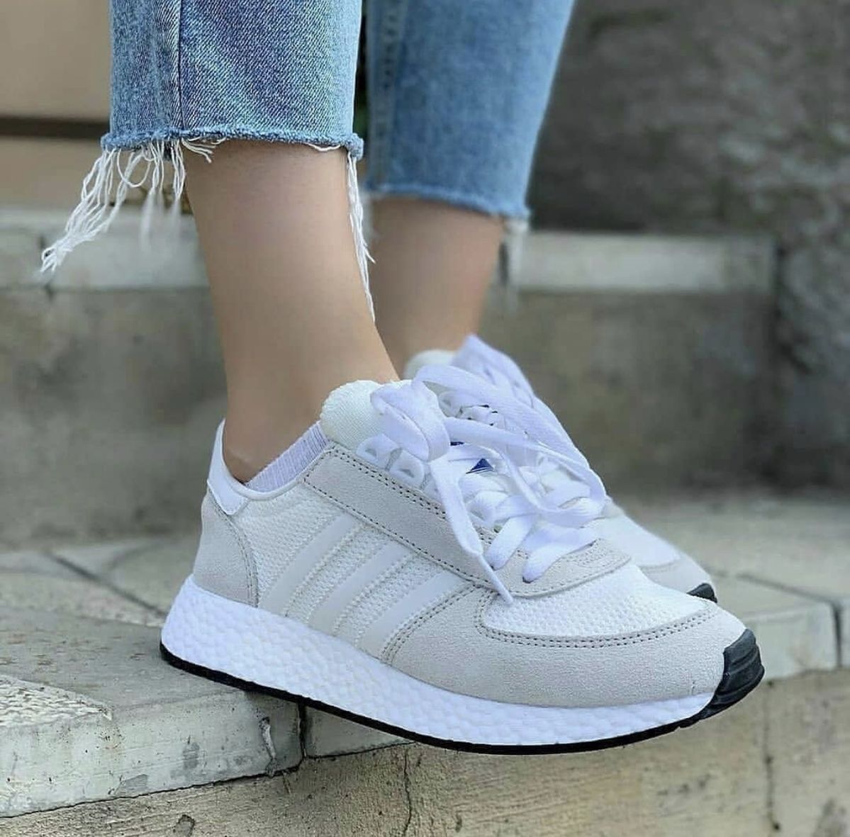 اسنیکر زنانه ME